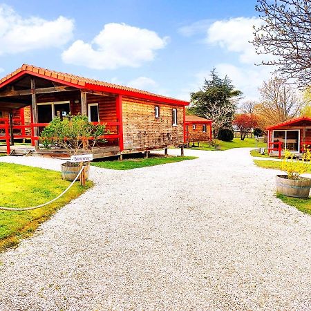 Les Chalets De Sancerre Thauvenay Exterior photo